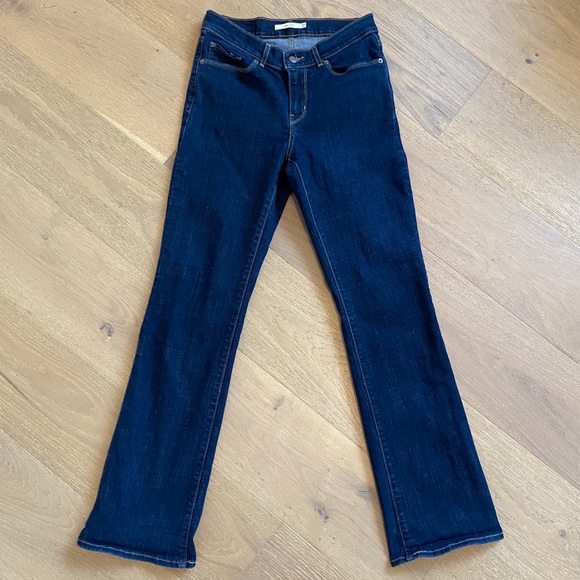 Levi’s Classic Boot Jean - Picture 9 of 9